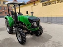 Tractor agricol 4x4 de 50 CP